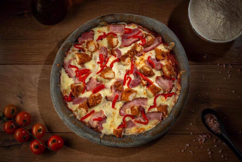 Pizza Black Chicken & Bacon